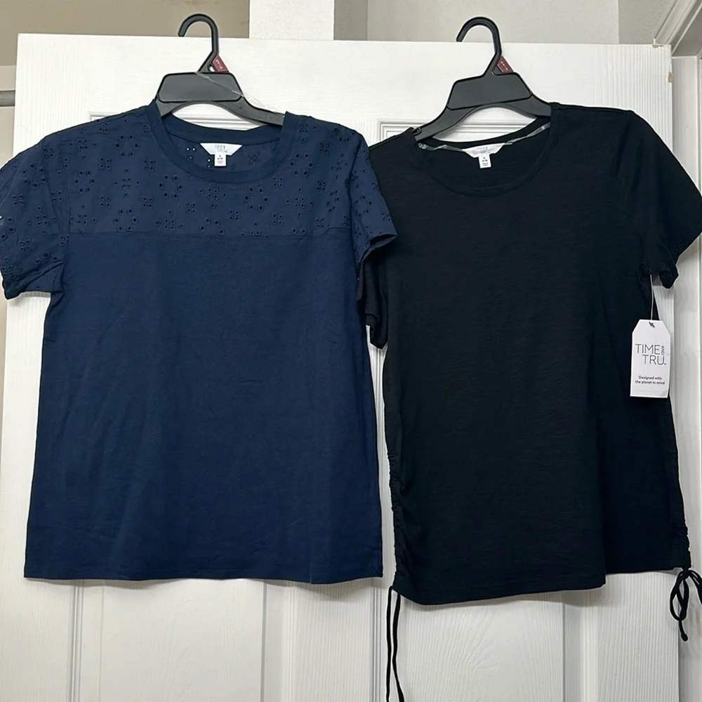 Women’s Small Time and Tru Blouses - Picture 1 of 3